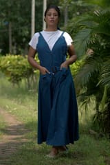 VALENTINE FLAME - Ruffled Sleeveless Apron dress